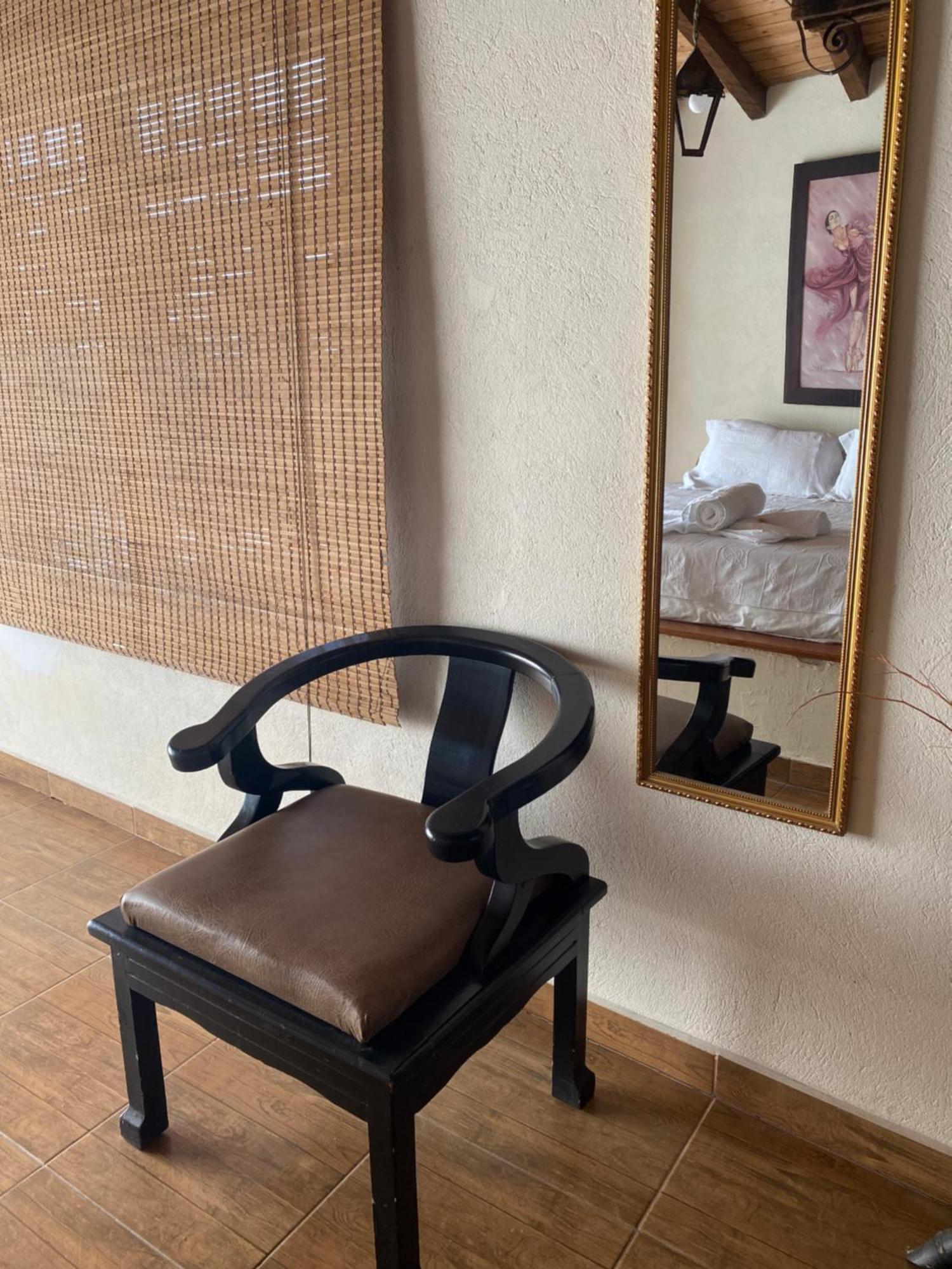 Oak Tree House Guest House Guatapé Екстериор снимка