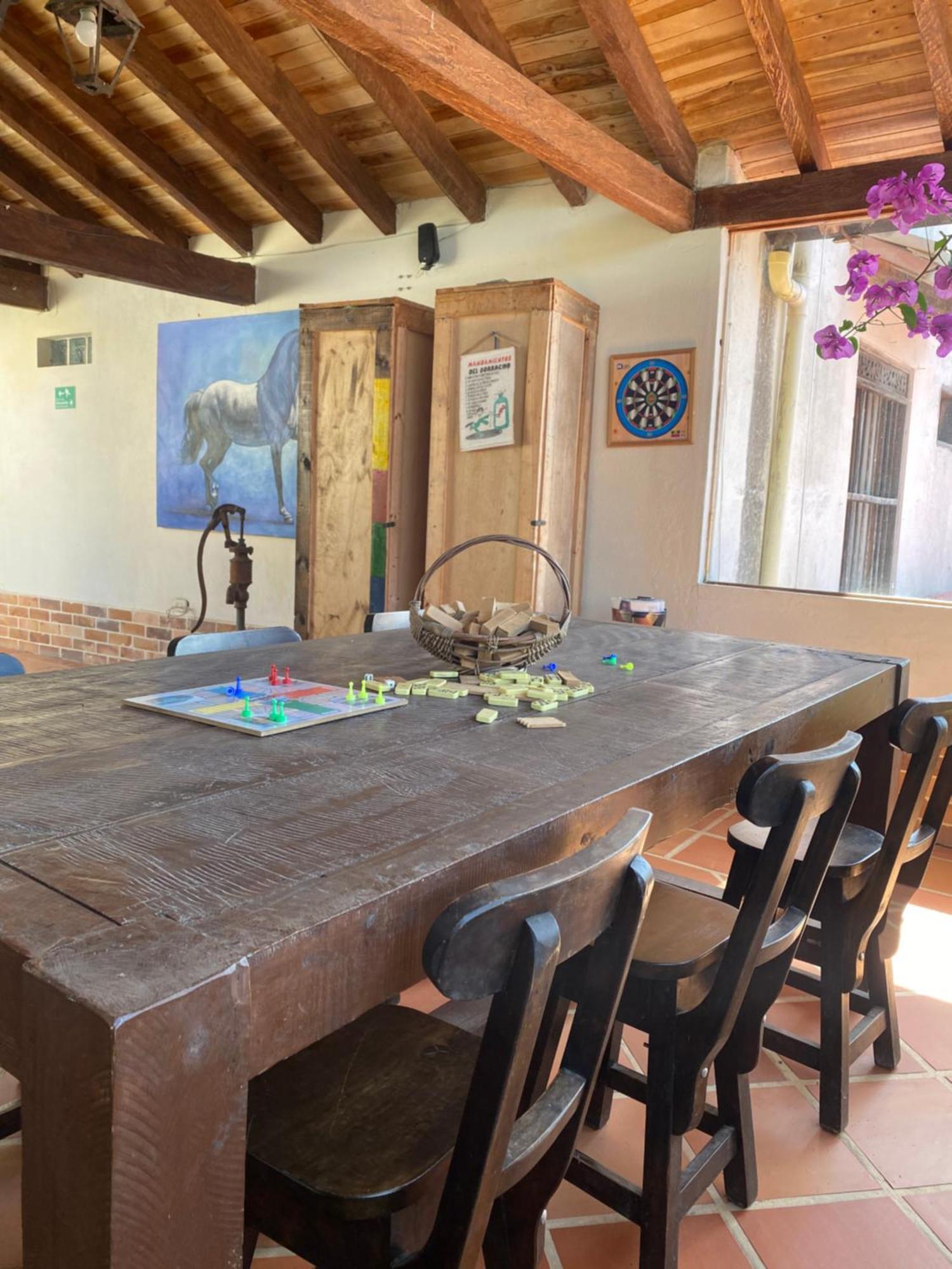 Oak Tree House Guest House Guatapé Екстериор снимка